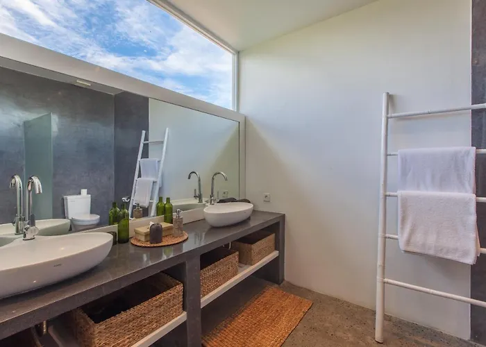 Hotel The 2*