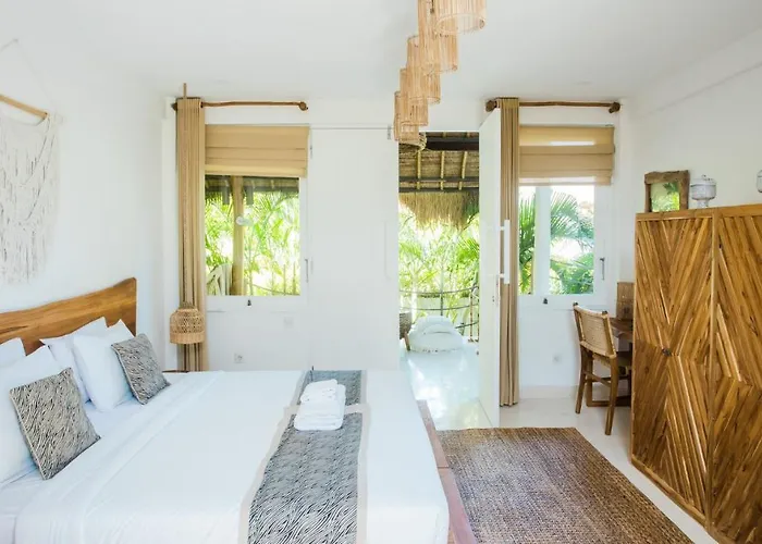 The Canggu (Bali)
