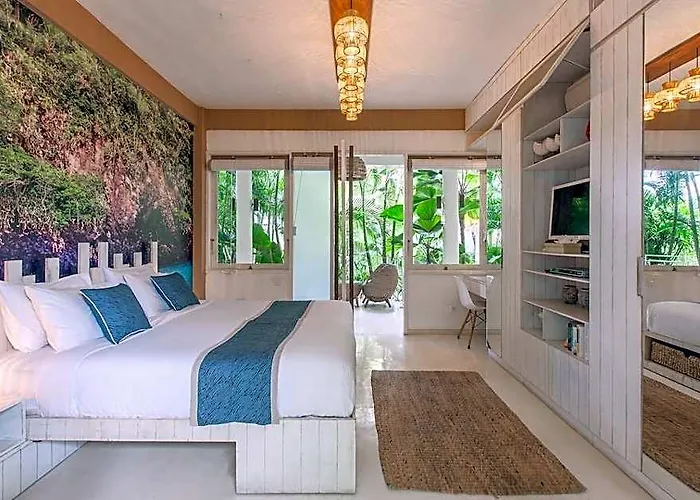 Hotel The 2*